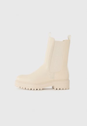 Classic ankle boots - beige