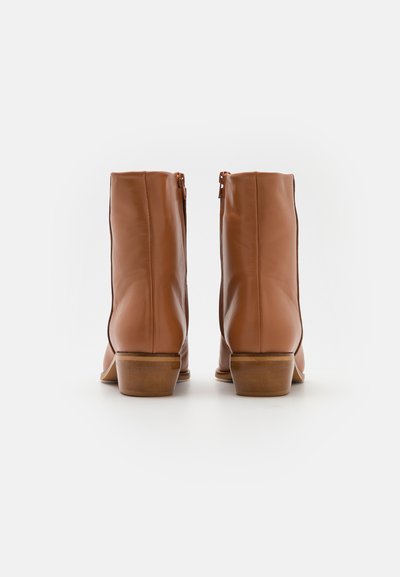 Holzweiler MIMMI BOOT - Bottines - camel