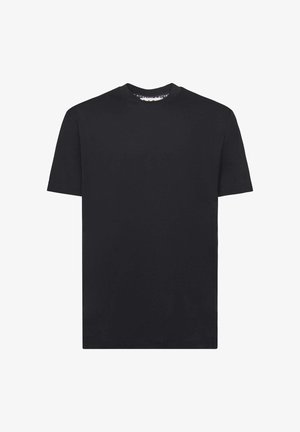 T-shirt noir à manches courtes en coton doux. Doté d'un col rond et d'une coupe droite sans motifs ni accents visibles.