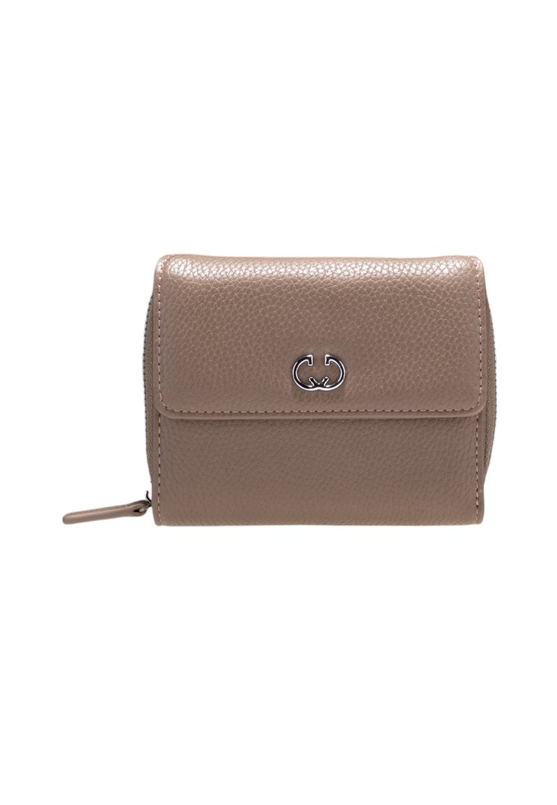 Portafoglio snap in pelle taupe testurizzata con accento logo metallic. Presenta una chiusura zip su un lato e una patta pieghevole.