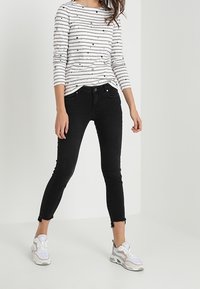 Mos Mosh Džíny Slim Fit - black denim