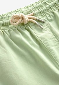 Next REGULAR FIT - Short - lime green