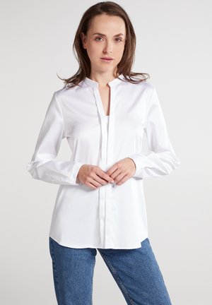 MODERN CLASSIC REGULAR FIT - Button-down blouse - weiß