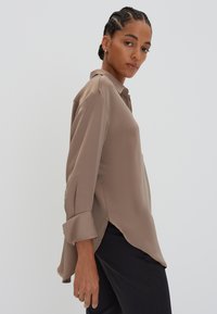 someday. ZANZA - Camicetta - light taupe