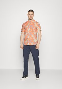 Patagonia GO TO SHIRT - Camisa - tigerlily orange