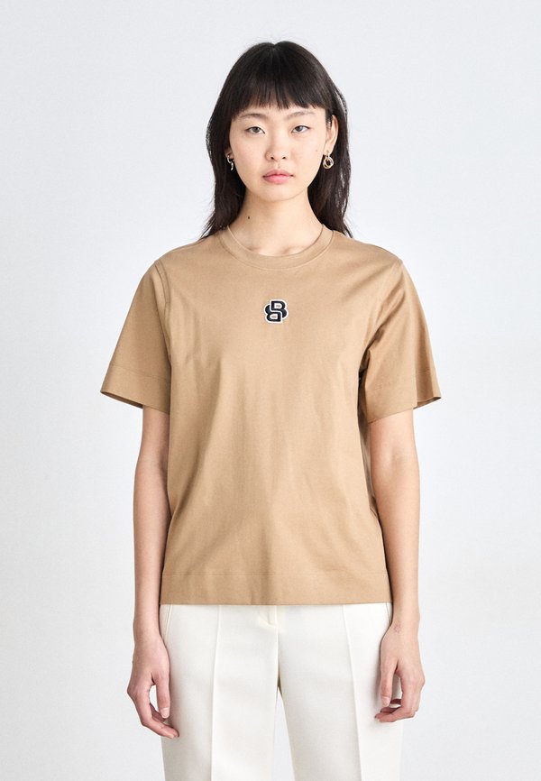 ELPHA PLACED - Basic T-shirt - medium beige