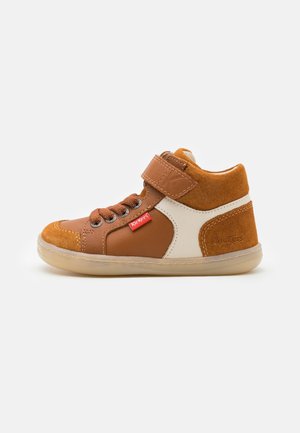 Sneakers high - camel