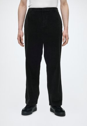 Lacoste, CORD TROUSER - Pantalones - black