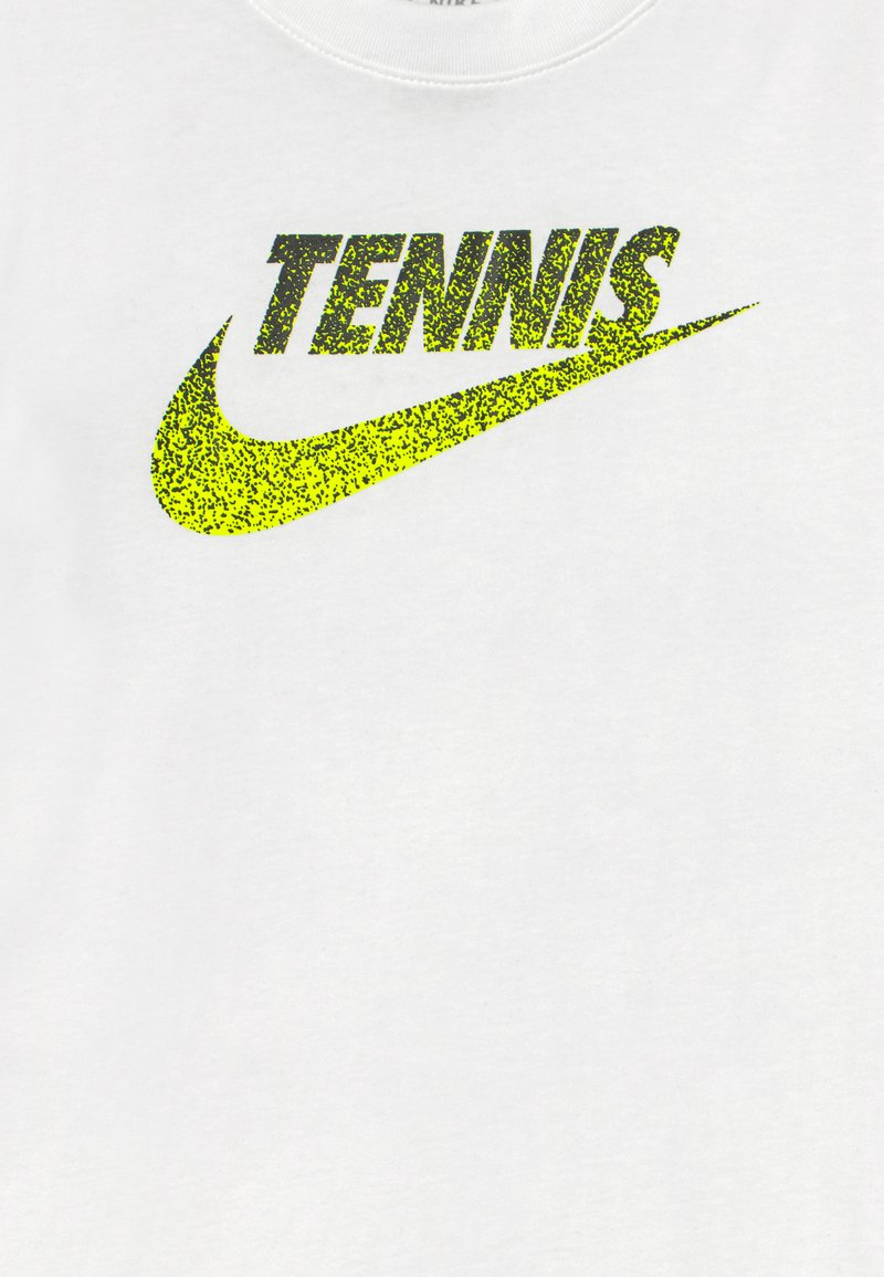 esculpir comunicación Sindicato Nike Performance TENNIS GRAPHIC - Camiseta estampada - white/black - Zalando.es esculpir comunicación Sindicato Nike Performance TENNIS GRAPHIC - Camiseta estampada - white/black - Zalando.es