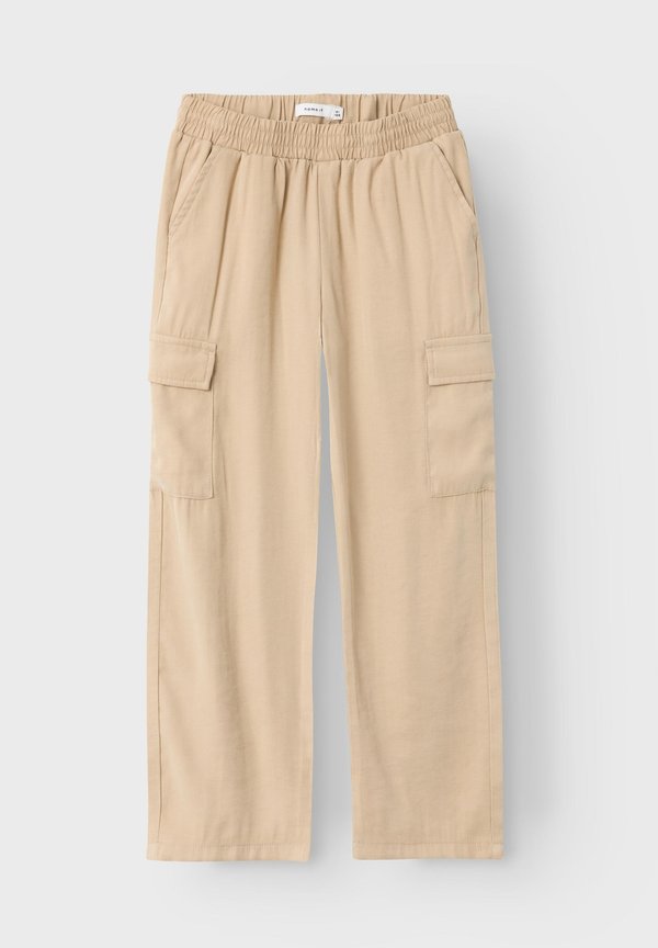 BEQUEME STRETCH BAGGY NKFBELLA - Cargo trousers - braun3