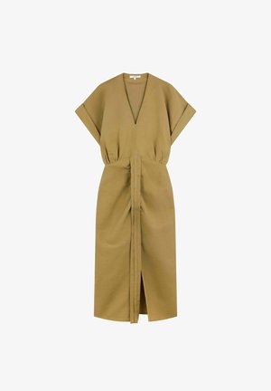 Khaki-mekko, jossa on V-pääntie, lyhyet hihat ja vyötäröltä kireä malli. Edessä halkio ja sileä, teksturoitu kangas. Minimalistinen muotoilu.