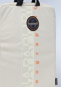 Napapijri CURVER - Computertasker - beige silvr n