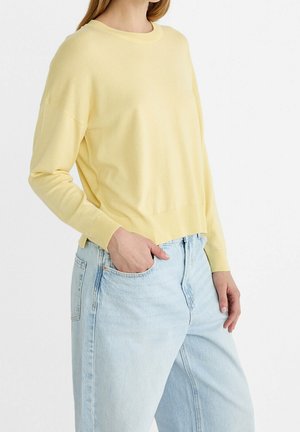 Pullover - yellow