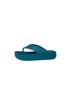 Infradito casual blu petrolio con suola spessa e ampia fascia sul piede, vista di lato su sfondo bianco.