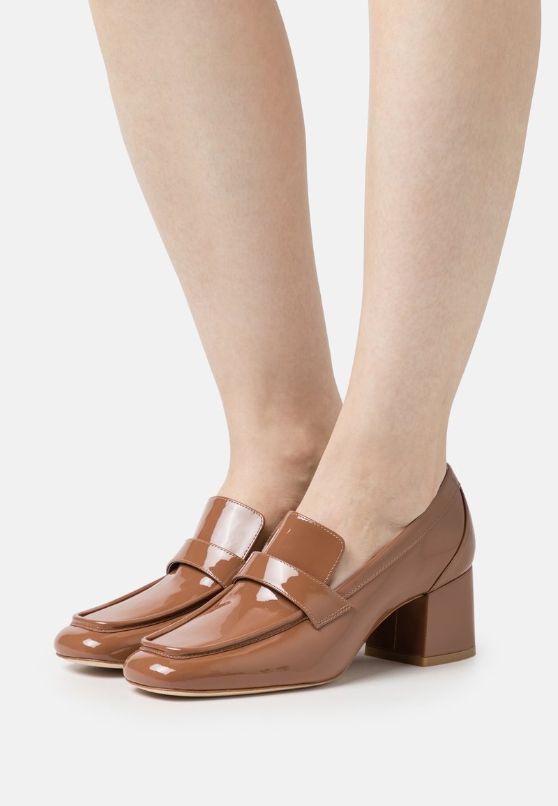 Stuart Weitzman SLEEK LOAFER Classic heels cappucino/taupe
