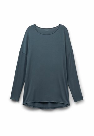 Top de manga larga en azul oscuro, con cuello redondo, corte holgado y dobladillo ligeramente curvado. Confeccionado en una tela suave y ligera.
