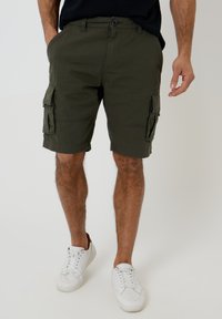 Unselected, forest green
