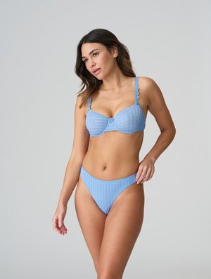Light blue bikini set featuring a checkered pattern. Underwired top with floral-accented straps and matching high-waisted bottom.