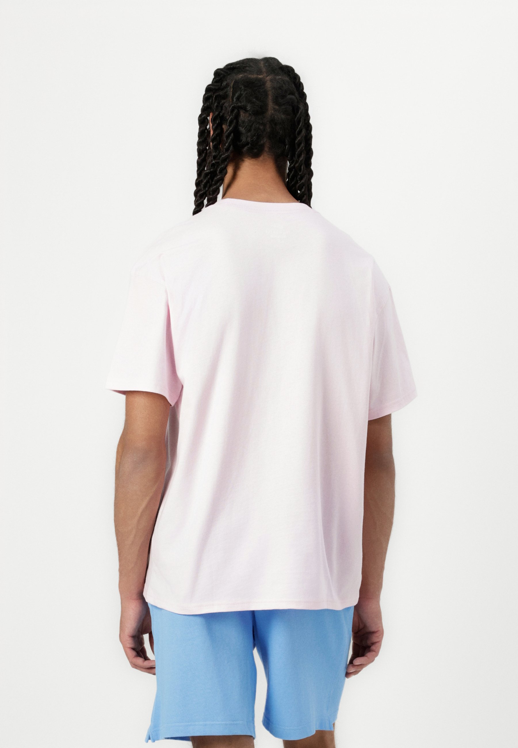 ★ドイツ発*NIKE*新作*SOLE FOOD Tシャツ/PINK FORM★ Nike Sportswear TEE SOLE FOOD - T-Shirt print - pink foam