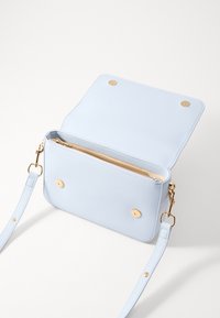 Love Moschino BOLD LOVE - Borsa a tracolla - cielo