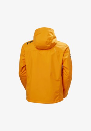 Chaqueta impermeable naranja brillante con capucha, mangas largas y logo de Helly Hansen en el hombro izquierdo superior, vista desde atrás.