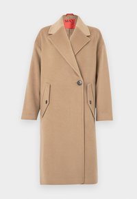 - Klasyczny płaszcz