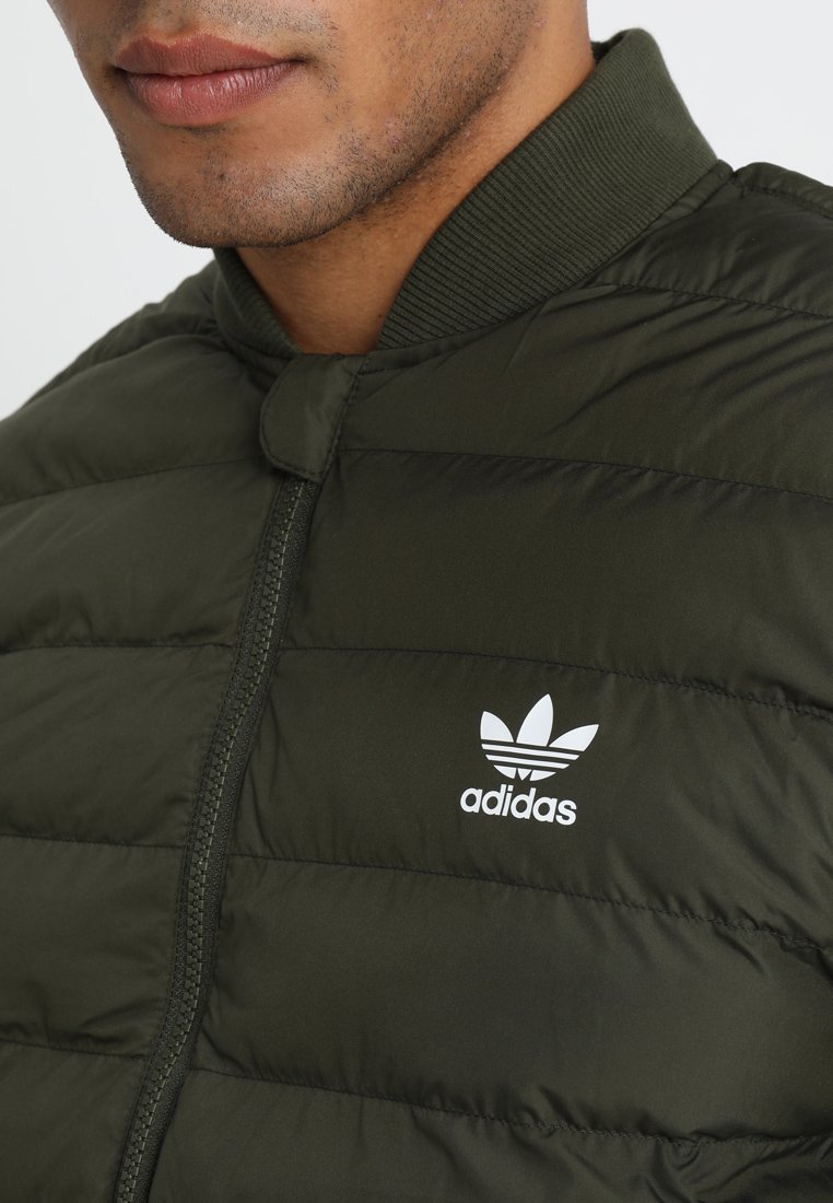 adidas Originals OUTDOOR Bomberjacke darkgreen adidas Originals OUTDOOR Bomberjacke darkgreen