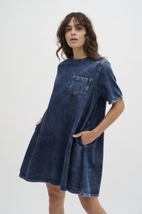 My Essential Wardrobe MALOMW - Džinsa auduma kleita - medium blue wash
