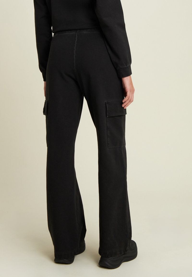 Freddy COLD-DYED WIDE Pantaloni cargo mottled black/nero