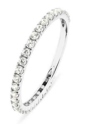 Silberfarbener Ring mit einer Reihe von runden, klaren Edelsteinen, die in Krappen gefasst sind, einem glatten, polierten Band und einer subtilen Texturierung auf der Innenseite.
