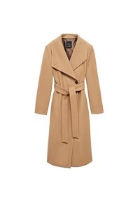Béžový kabát zavinovacího střihu s klopovým límcem, dlouhými rukávy a páskem v pase. Vyrobený z texturovaného materiálu, s jedním knoflíkem na zapínání.