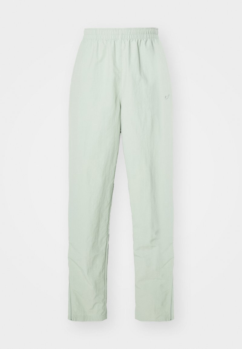 Pantalones ligeros de color verde claro, con una cinturilla elástica. Diseño de pierna recta, con textura mínima y un sutil detalle de logo.