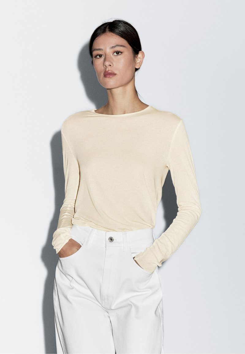 Massimo Dutti LIGHTWEIGHT LONG SLEEVE - Top s dlouhým rukávem - light yellow