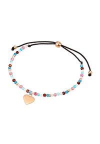 Verstellbares Armband mit mehrfarbigen Perlen in Pink, Blau und Klar, mit einem Metallherz-Anhänger und einem verstellbaren schwarzen Cord.