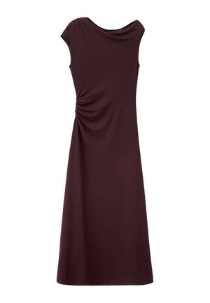Robe midi marron foncé sans manches avec encolure asymétrique et fronces latérales sur tissu lisse.