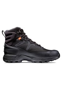Bottes de randonnée mi-hautes noires avec tissu texturé et embout en caoutchouc, présentant des accents orange et des semelles robustes pour une meilleure traction.