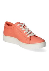 Korallivärvi nahast tossud, millel on sile tekstuur, valgest kummist tallad ja hallid paelad. Omab madalat disaini ja õmmeldud detaile külgedel.