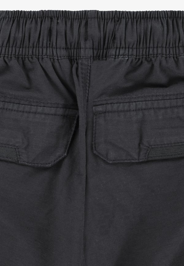 PARACHUTE PANTS - Cargo trousers2