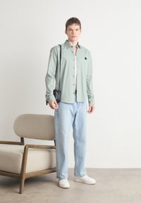 HUGO ERMO - Shirt - open grey