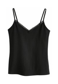 Camiseta negra confeccionada en tela suave, con tirantes ajustables y escote en V con ribete de encaje con bordes ondulados para un detalle adicional.