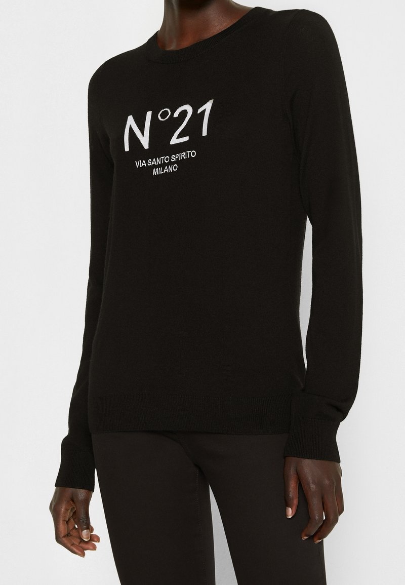 N°21 Pullover - black