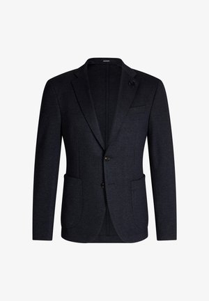 Marineblauer, maßgeschneiderter Blazer mit Reverskragen, zwei Fronttaschen und Ein-Knopf-Verschluss. Hergestellt aus strukturiertem Stoff mit einem dezenten Muster.