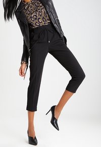 Vero Moda Camicetta - green