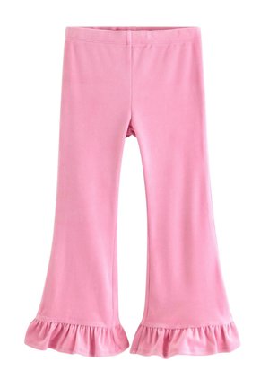 Różowe spodnie dzwony wykonane z miękkiego materiału, z pasem i falbanką na brzegu dla dodatkowego efektu. Gładka faktura na całej powierzchni.
