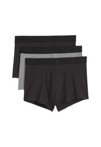 Tre boxers da uomo in nero e grigio, impilati con lacci in vita neri embosse con il marchio "MARCO POLO".