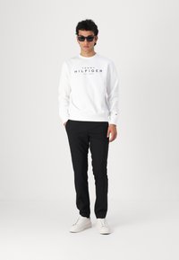 Tommy Hilfiger Sudadera - white