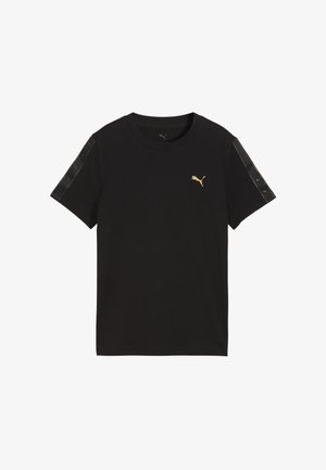 Sort t-shirt med korte ærmer med guldt Puma-logo på venstre bryst og sort stribe med gyldne detaljer ned ad begge ærmer.