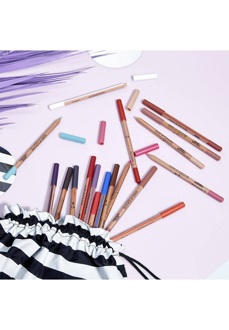 Damen Teint | Make Up For Ever ARTIST COLOR PENCIL MULTIFUNKTIONSSTIFT Augenbrauenstift 714 Carmine/rot - SM28145 Damen Teint | Make Up For Ever ARTIST COLOR PENCIL MULTIFUNKTIONSSTIFT Augenbrauenstift 714 Carmine/rot - SM28145