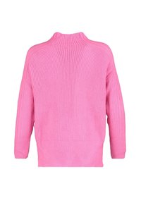 Maglione rosa lavorato a maglia con collo alto, spalle scese e trama a coste. Vestibilità ampia con orlo posteriore prolungato e dettagli minimali.