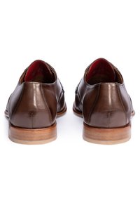 Lloyd NEWPORT - Stringate eleganti - braun